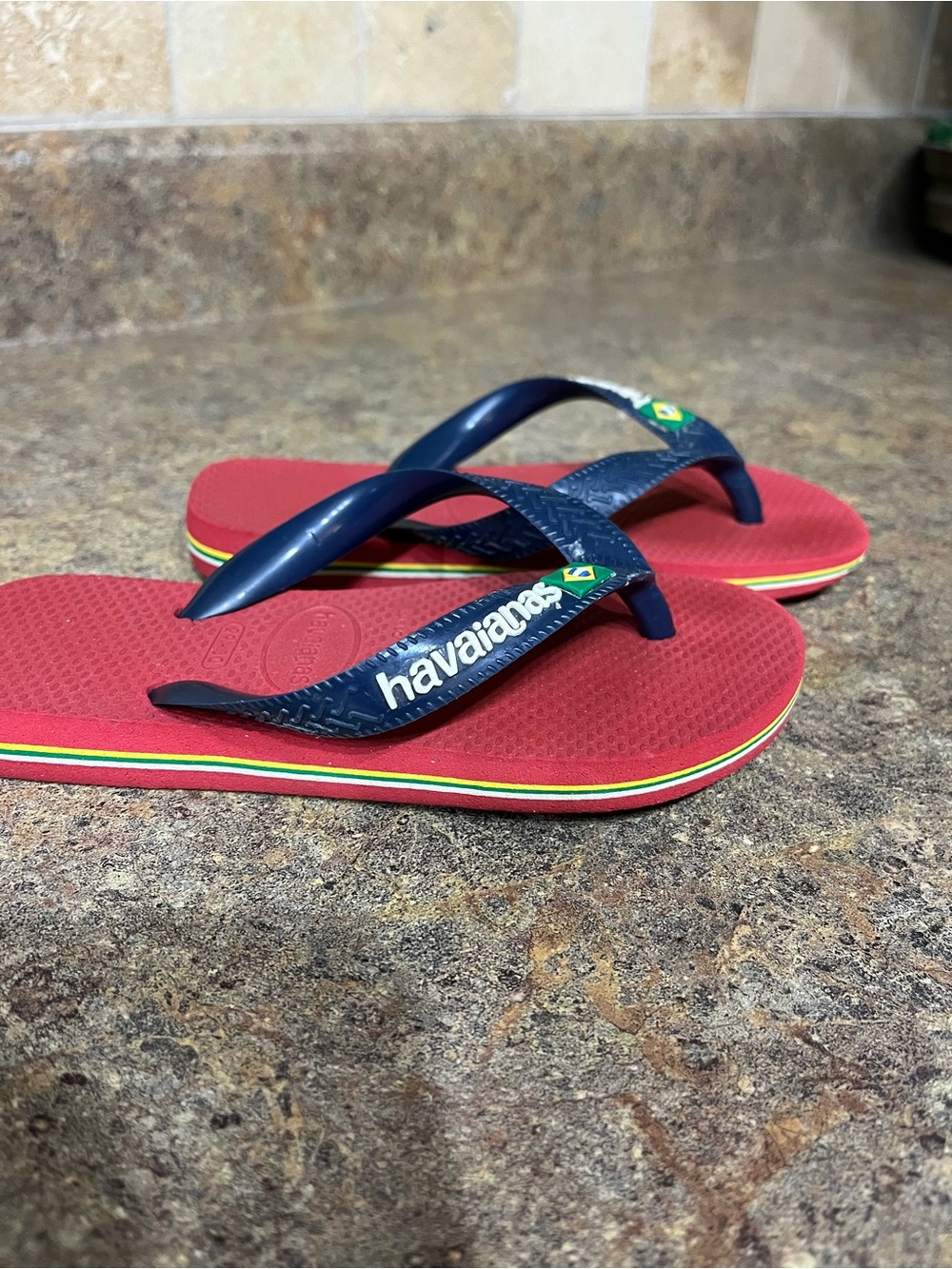Havaianas Brasil Logo Kids Flip Flops Red Navy Brazil Flag Size 1 Beach Vacation